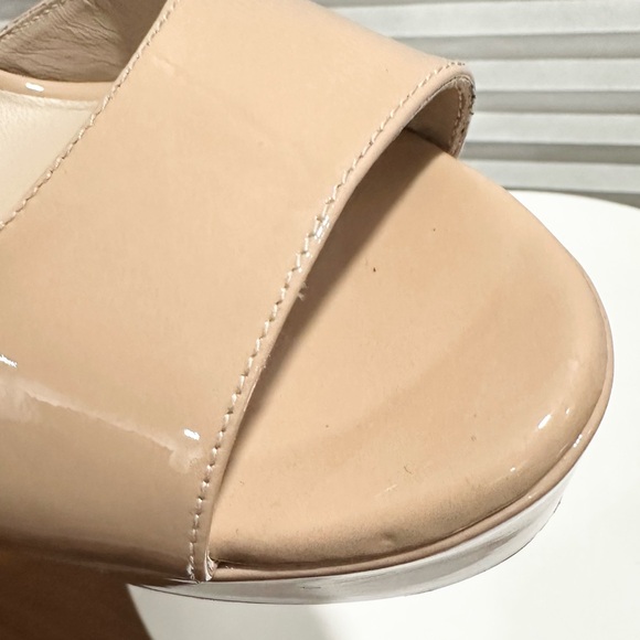 🌹STUART WEITZMAN 🌹 Discoplatform Nudistcurve Patent Leather Sandals Size: 10B - Picture 9 of 13